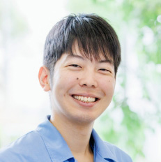 山先 健太